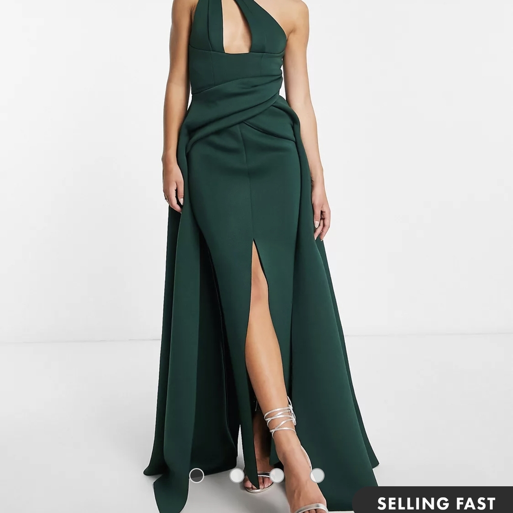 Elegant Green Dress - Picture 6 of 6